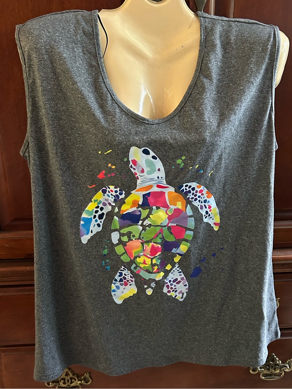 Gray Sleeveless Tank with Multicolor Turtle Graphic
